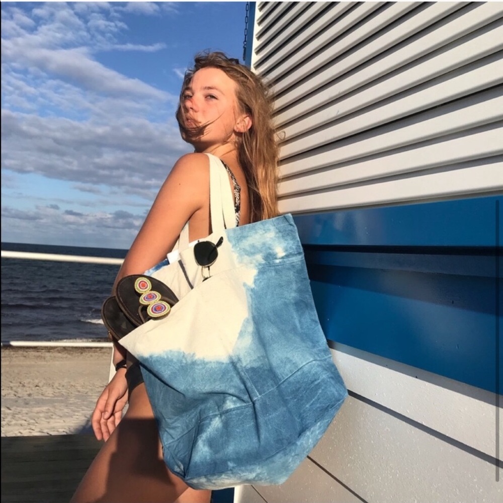 ‼️SOLD‼️ Shibori hand dyed in Big Canvas Tote - Picture 7 of 7
